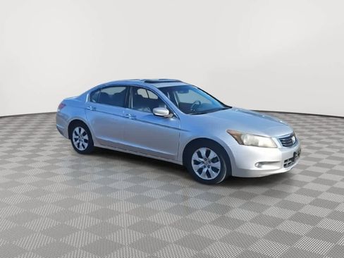 Used 2010 Honda Accord EX-L image 2