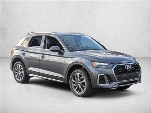 Used 2025 Audi Q5 2.0T Premium Plus image 3