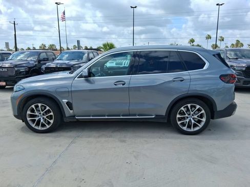 Used 2025 BMW X5 xDrive50e AWD/4WD image 4