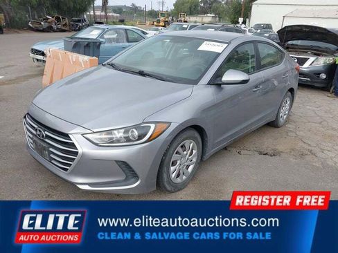 Used 2017 Hyundai Elantra SE image 3