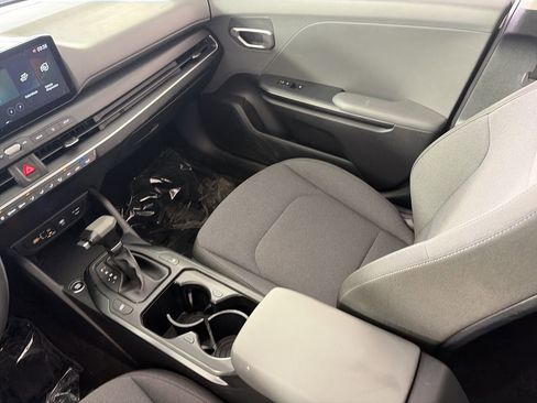 Used 2025 Kia K4 FWD image 22