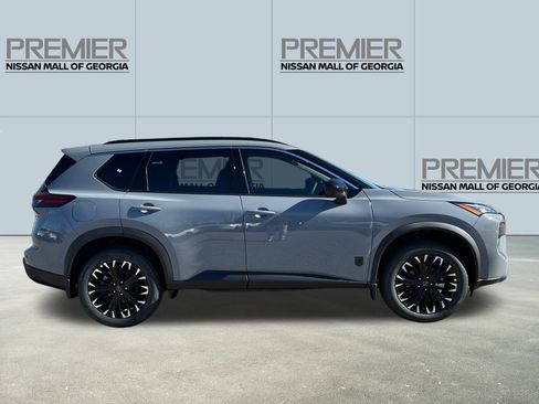 New 2026 Nissan Rogue SV image 4