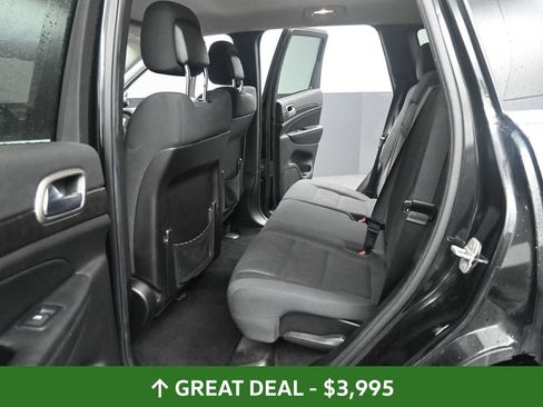 Used 2012 Jeep Grand Cherokee Laredo AWD/4WD image 25