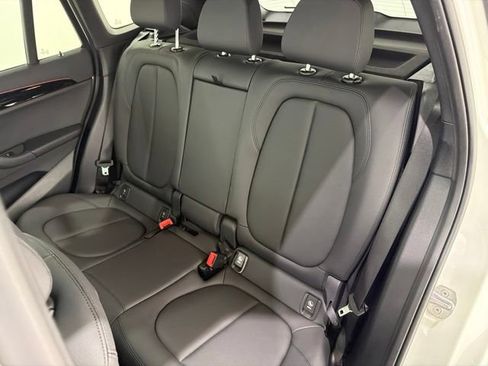 Used 2019 BMW X1 xDrive28i w/ Convenience Package AWD/4WD image 16