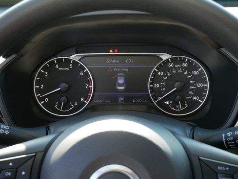 Used 2021 Nissan Altima 2.5 SV FWD image 21