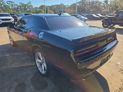 Used 2015 Dodge Challenger R/T Plus image 6