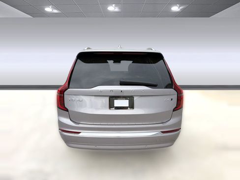 New 2026 Volvo XC90 T8 Ultra w/ Protection Package Premier AWD/4WD image 10
