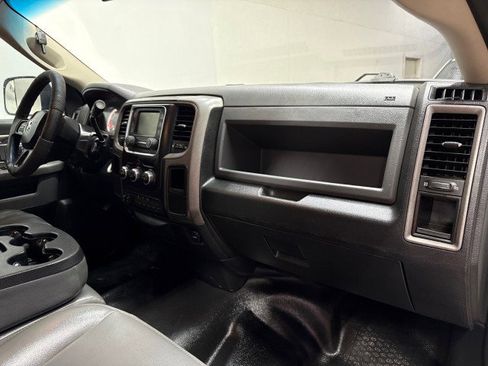 Used 2017 RAM 5500 Tradesman w/ Power & Remote Entry Group image 21