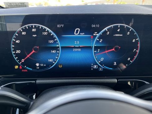 Used 2023 Mercedes-Benz GLA 250 GLA 250 w/ Premium Package image 9