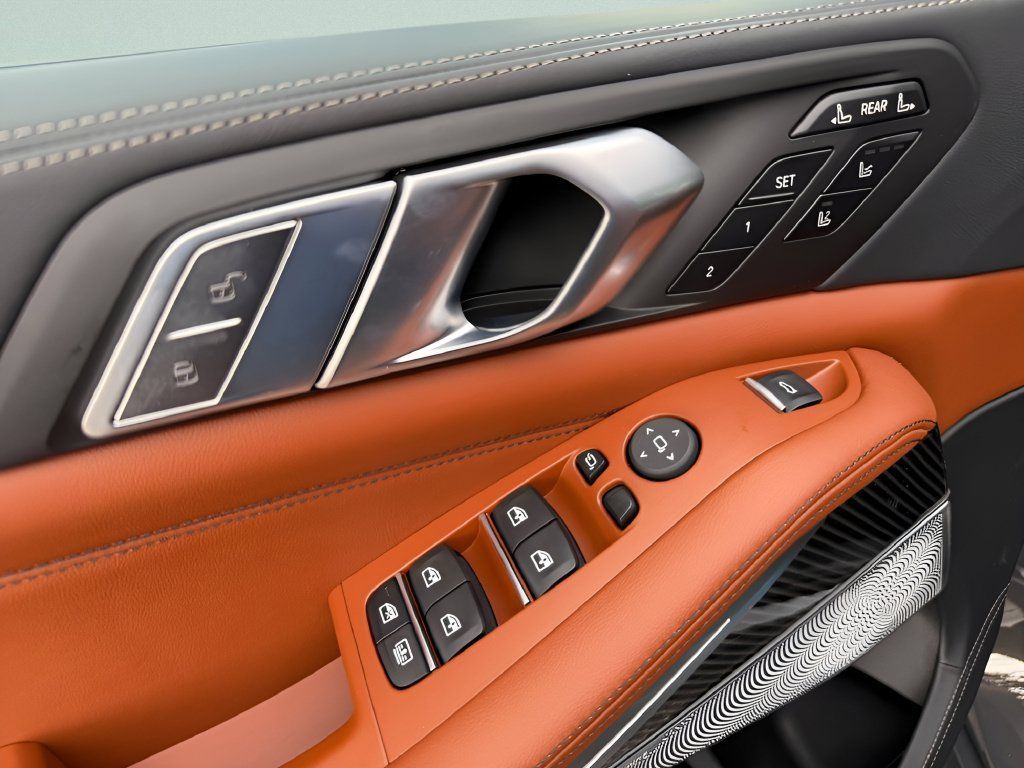 New 2027 BMW X7 M60i AWD/4WD image 14