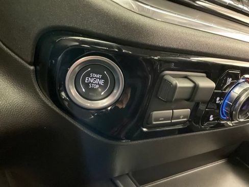 Used 2024 GMC Sierra 1500 SLT w/ SLT Premium Plus Package AWD/4WD image 24