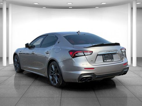 Used 2022 Maserati Ghibli Modena Q4 AWD/4WD image 5