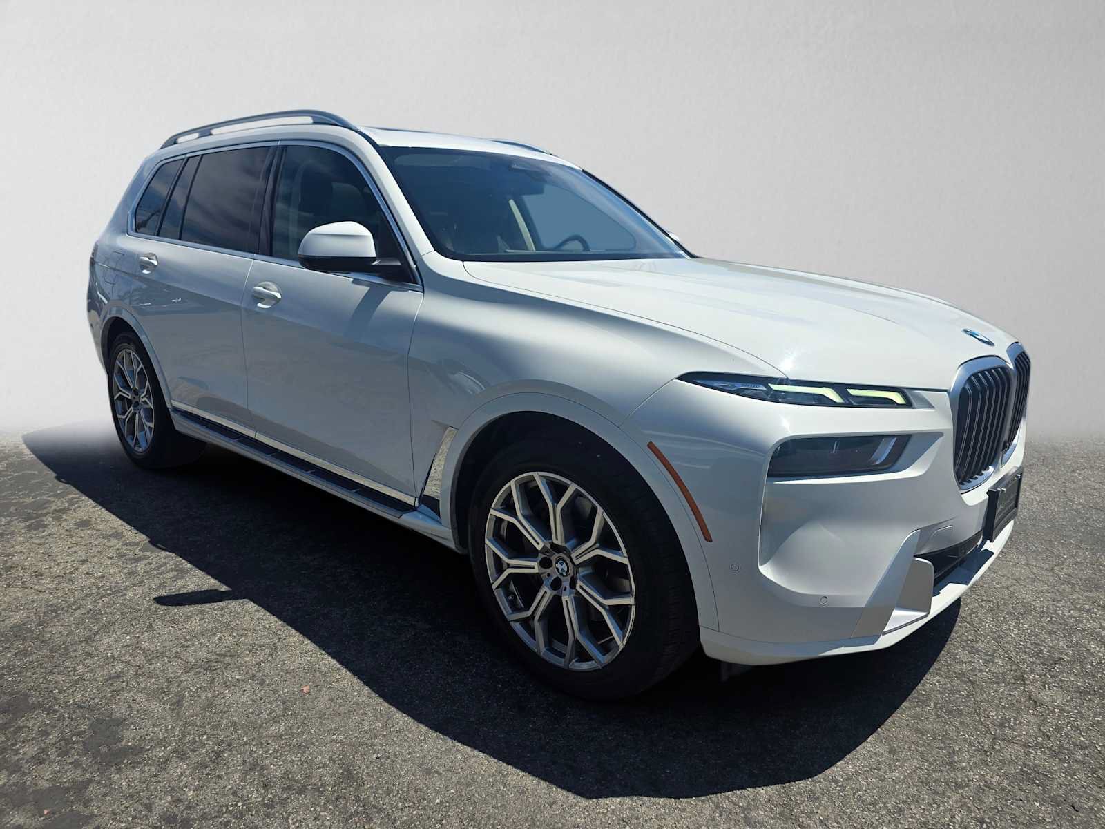 Used 2025 BMW X7 xDrive40i AWD/4WD image 7