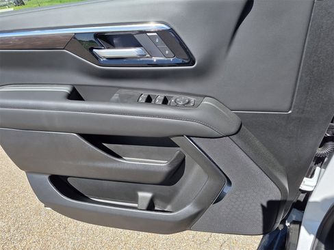 New 2026 Chevrolet Tahoe LS image 16