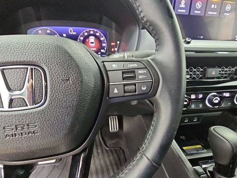 Used 2025 Honda Accord Sport image 27