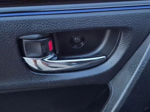 Used 2019 Toyota Corolla SE FWD image 13