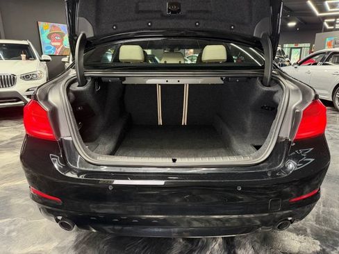 Used 2017 BMW 530i RWD image 19