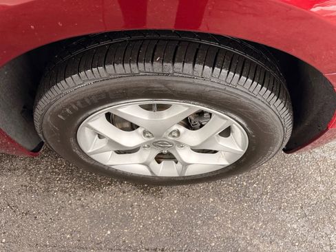 Used 2020 Chrysler Pacifica Touring-L image 41