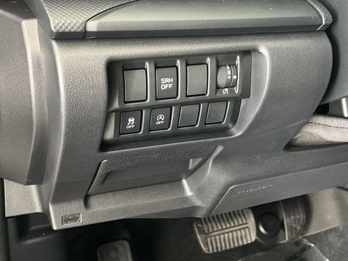 Certified 2023 Subaru Forester AWD/4WD image 35