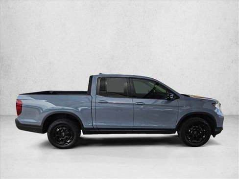 Certified 2025 Honda Ridgeline Sport+ image 4
