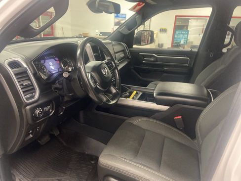 Used 2019 RAM 1500 Big Horn image 5