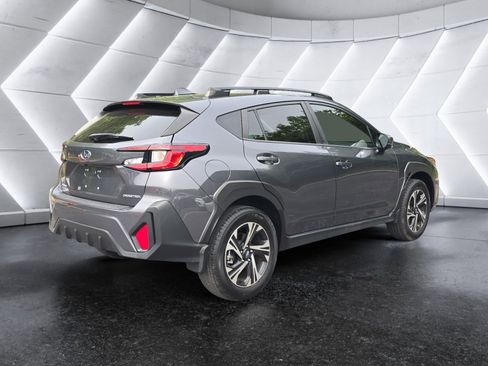 Used 2024 Subaru Crosstrek 2.0i Premium AWD/4WD image 5