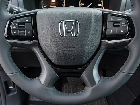 New 2026 Honda Odyssey Touring image 26