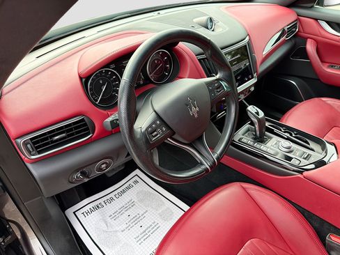 Certified 2022 Maserati Levante GT image 25