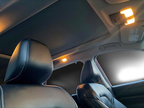 Used 2023 Nissan Pathfinder Platinum image 27