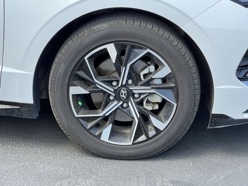 Used 2024 Hyundai Sonata SEL FWD image 16