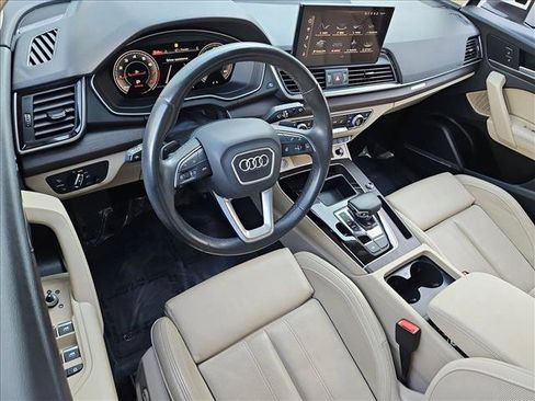 Used 2023 Audi Q5 2.0T Premium Plus w/ Premium Plus Package AWD/4WD image 10