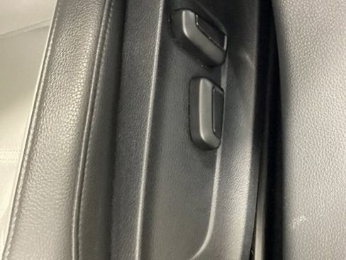 Used 2016 Volkswagen Jetta SEL Premium image 14