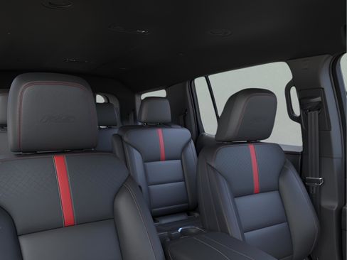 New 2026 Chevrolet Traverse RS image 23