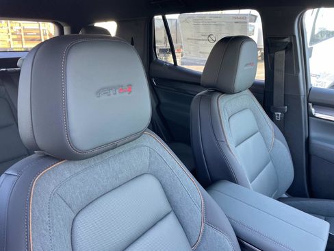 New 2026 GMC Terrain AT4 image 27