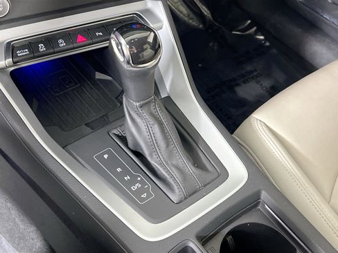 Used 2020 Audi Q3 2.0T Prestige image 17