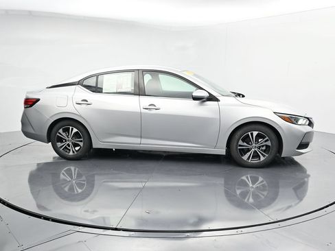 Used 2021 Nissan Sentra SV FWD image 9