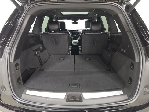 Certified 2023 Cadillac XT6 Premium Luxury w/ Technology Package AWD/4WD image 6