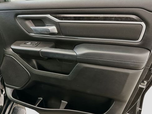Used 2023 RAM 1500 Big Horn image 33