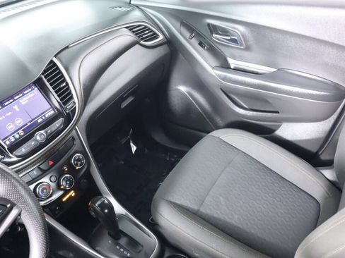 Used 2021 Chevrolet Trax LS w/ Tint and Cruise Package image 31