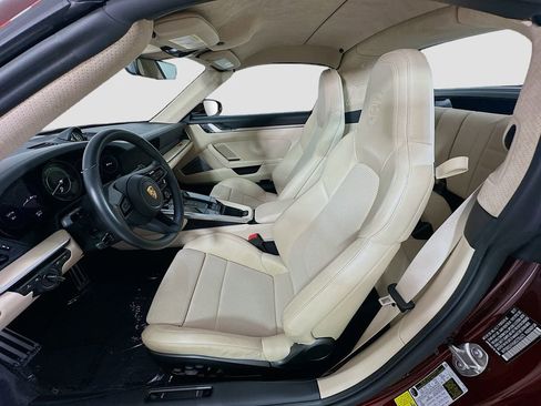 Used 2021 Porsche 911 Targa 4S image 5