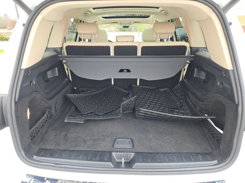 Used 2021 Mercedes-Benz GLB 250 4MATIC image 18