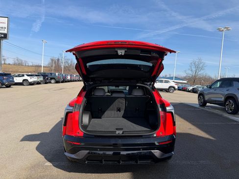 Certified 2025 Chevrolet Blazer EV SS image 11