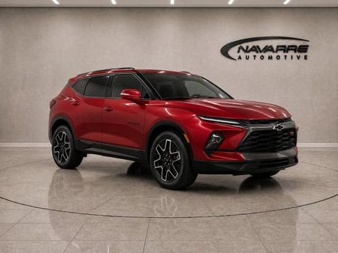 Used 2023 Chevrolet Blazer RS w/ Enhanced Convenience Package FWD image 9