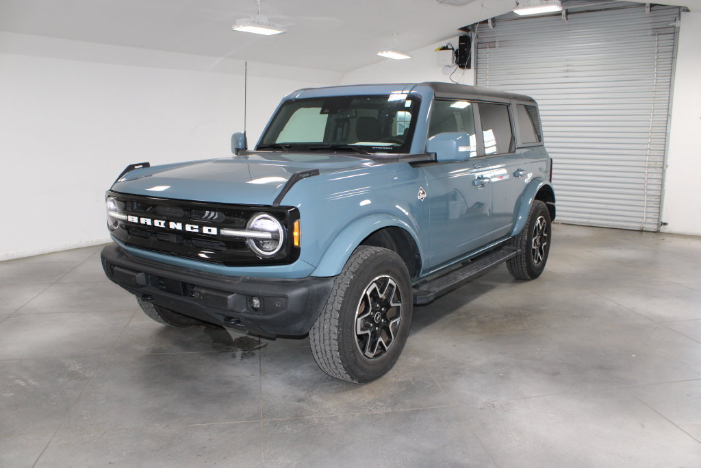 Used 2022 Ford Bronco Outer Banks AWD/4WD image 4