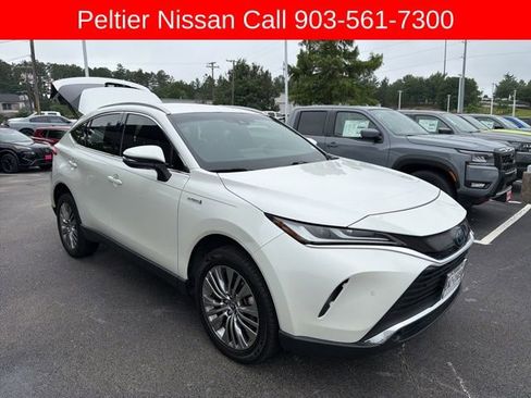 Used 2021 Toyota Venza XLE w/ Softex Package AWD/4WD image 1