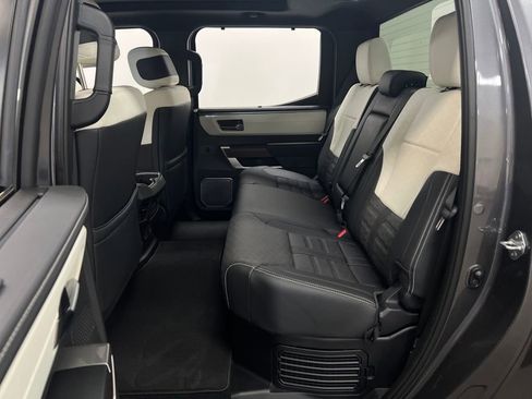 Used 2025 Toyota Tundra Capstone AWD/4WD image 27