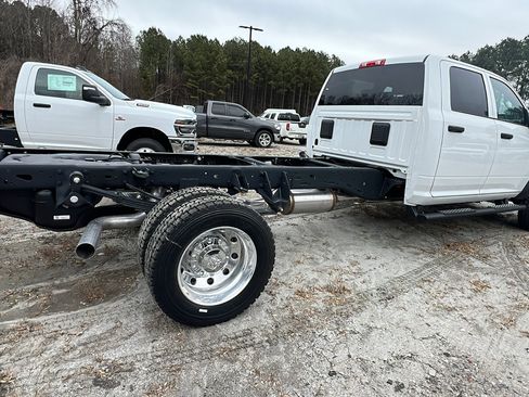 New 2026 RAM 4500 Tradesman w/ Chrome Appearance Group image 8