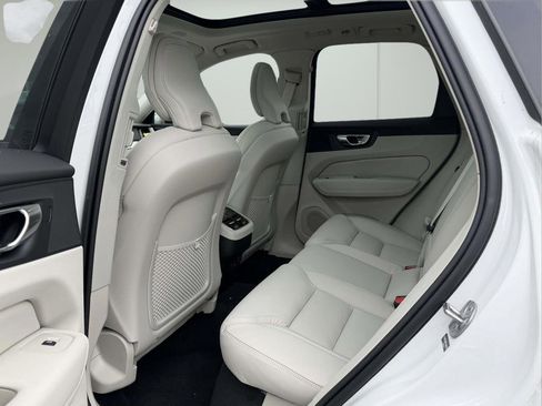 New 2026 Volvo XC60 B5 Ultra w/ Protection Package Premier AWD/4WD image 14