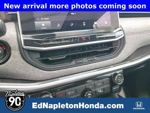 Used 2022 Jeep Compass Latitude w/ Sun and Sound Group image 20