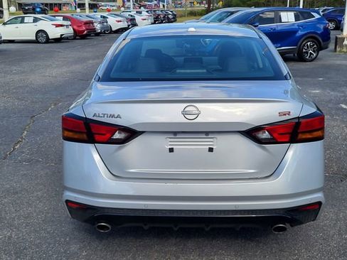 Used 2024 Nissan Altima 2.5 SR image 3